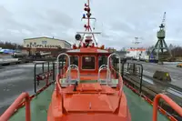 Pilot boat 727.